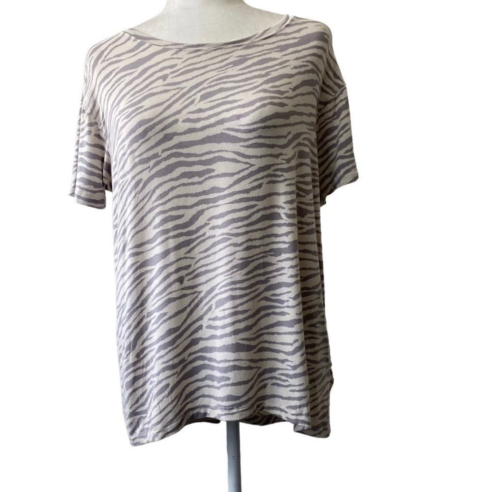 American Eagle Zebra Basic T-Shirt Soft & Sexy Tee SZ XS